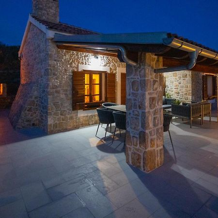 Holiday Home Svemir Драге Экстерьер фото