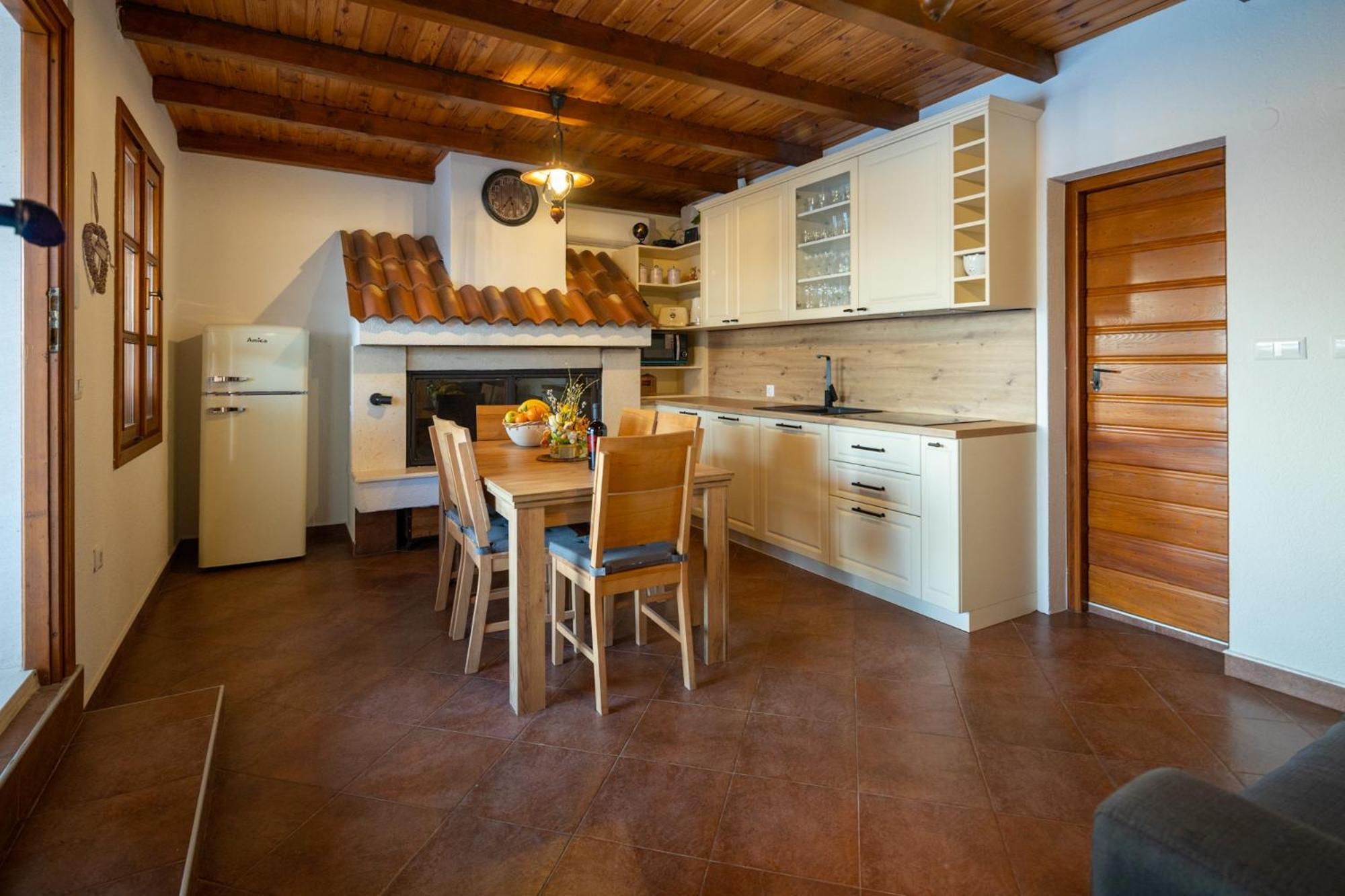 Holiday Home Svemir Драге Экстерьер фото