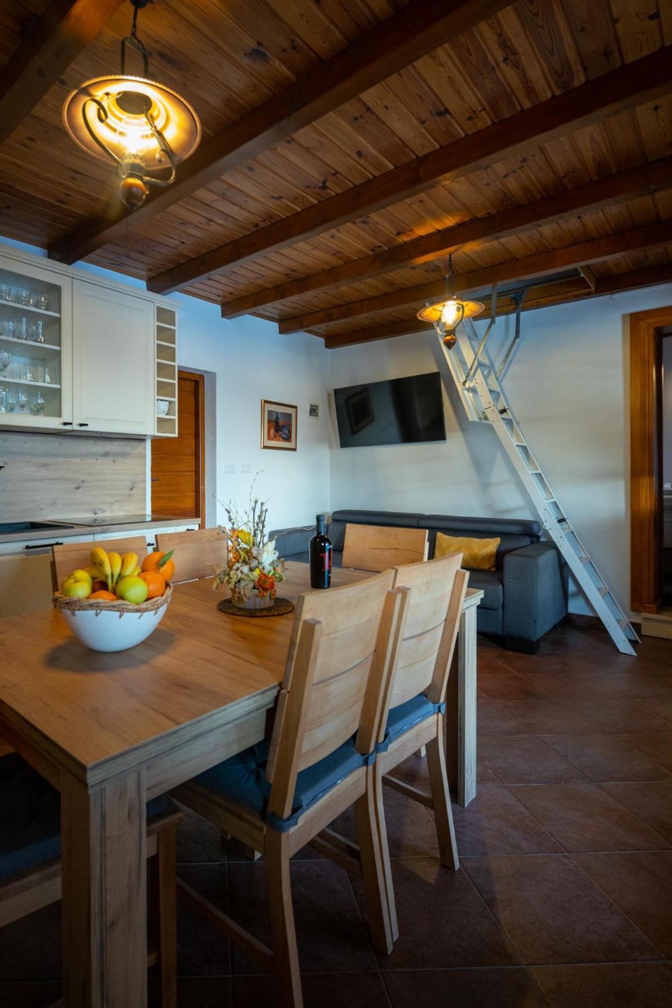 Holiday Home Svemir Драге Экстерьер фото