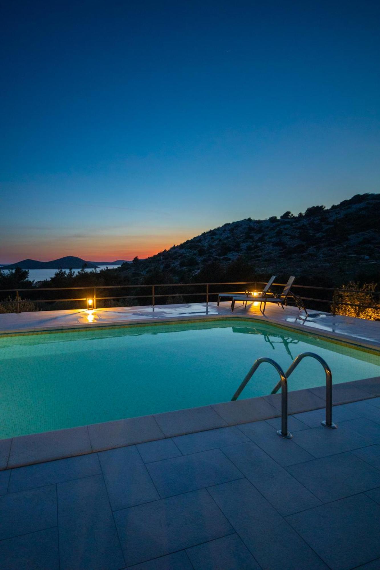 Holiday Home Svemir Драге Экстерьер фото